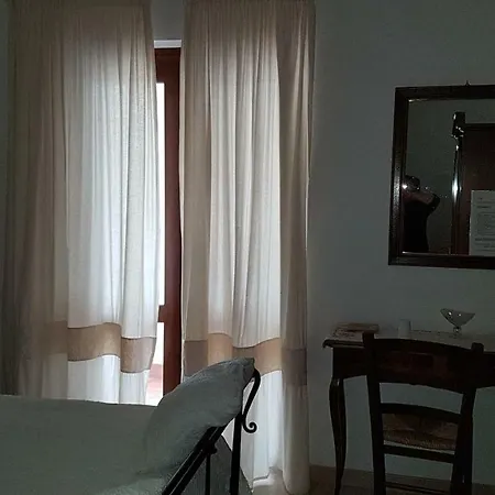 Su Cunventu Oda ve Kahvaltı