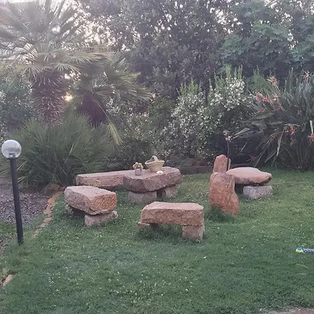 Su Cunventu Bed & Breakfast *