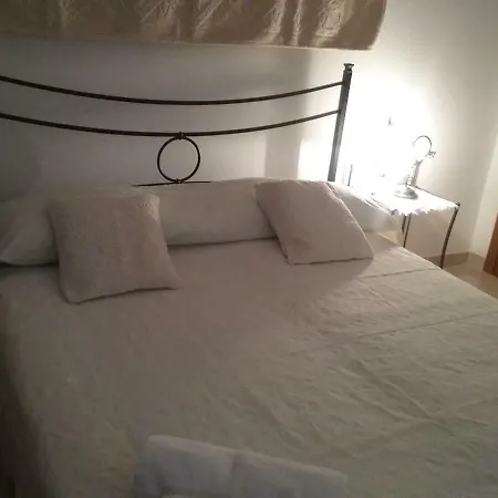 فندق مبيت وإفطار Su Cunventu 3*